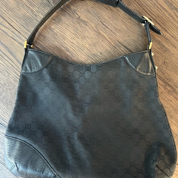 Gucci Hassler Hobo Bag - Picture 7 of 13